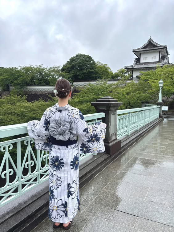 バサラ兼六園店♡金沢城前で