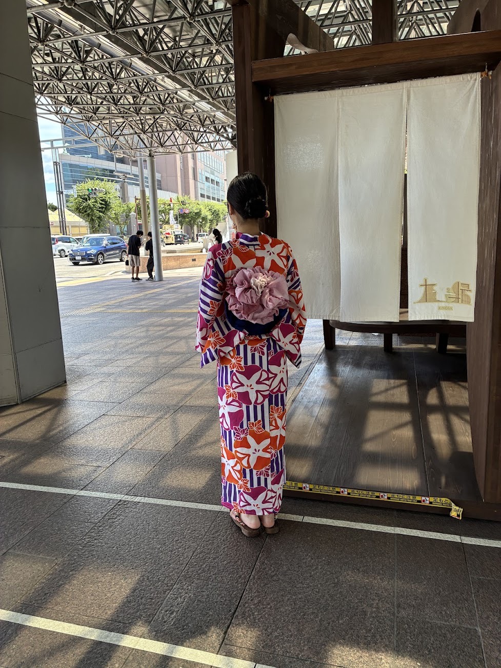 VASARA金沢駅前店/後ろ姿も完璧に✨