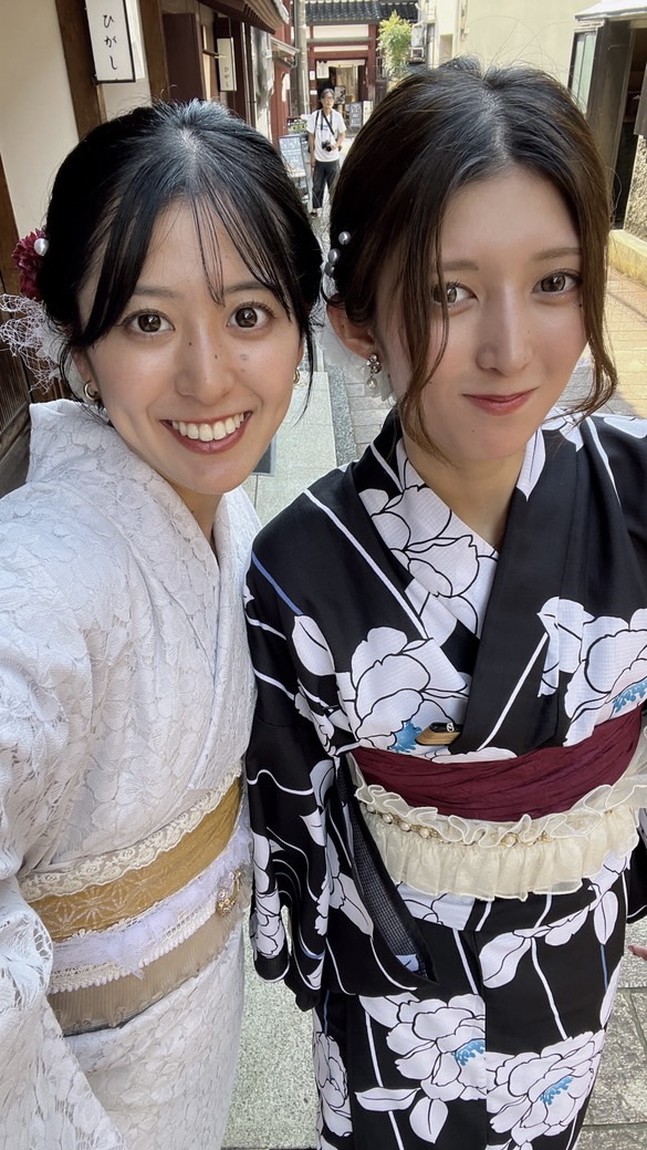 金沢兼六園店♡白と黒で