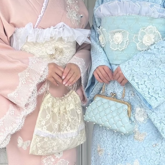 倉敷着物レンタル　可愛いビジューが付いた着物大人気です！