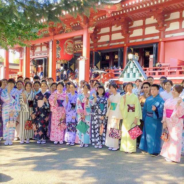 浅草へ団体旅行で着物体験をするなら着物レンタルVASARAにおまかせください！