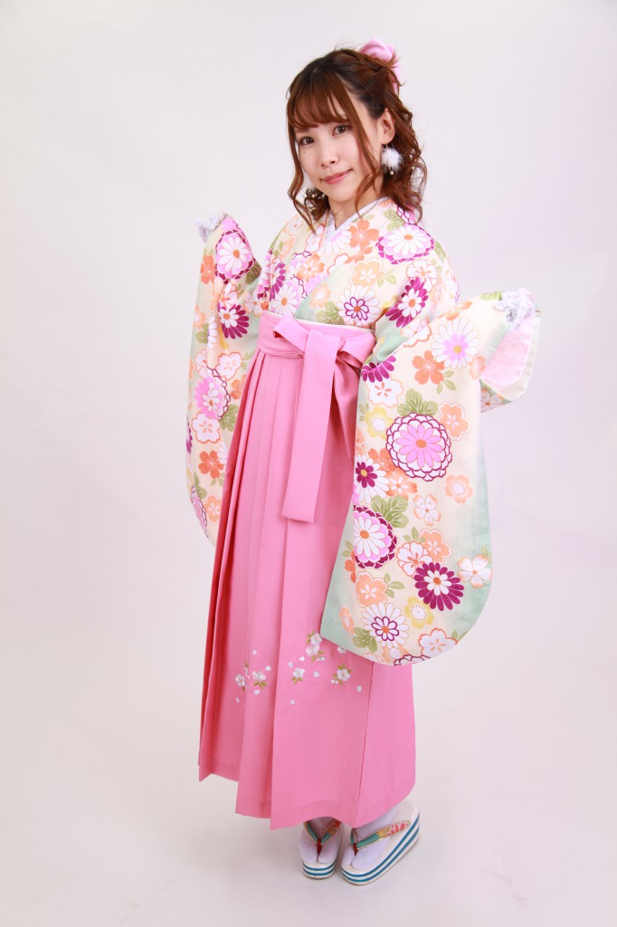 学割を使わないでもお得？着物レンタルVASARAのプラン