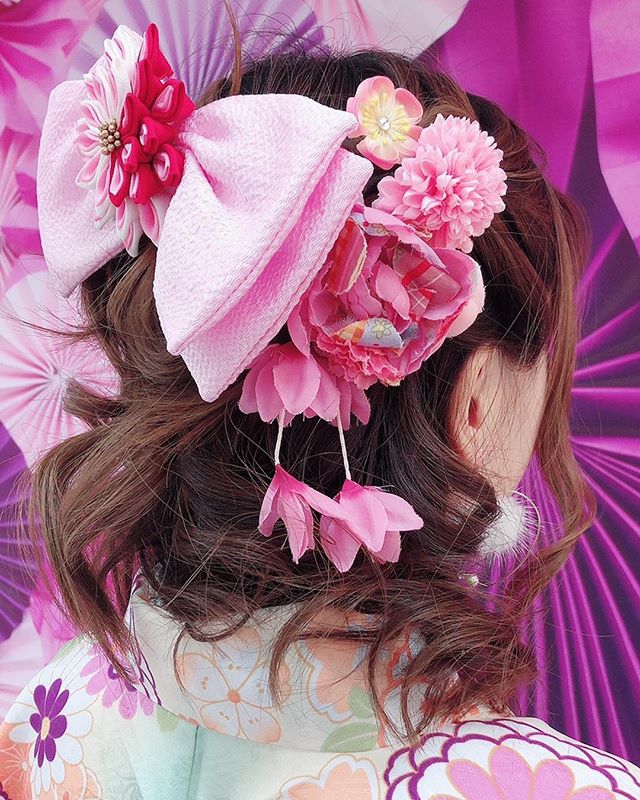 卒業式にぴったりのヘアスタイルでかわいい自分を演出