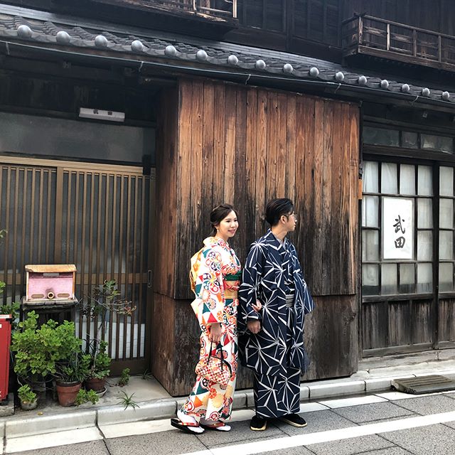 【カップルにオススメ】かわいい着物を着た彼女と浅草デートをしませんか?学割もあります